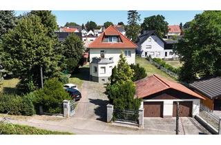 Mehrfamilienhaus kaufen in 04552 Borna, Gepflegtes Mehrfamilienhaus mit drei Wohneinheiten auf weitläufigem Grundstück
