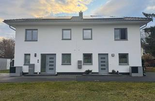 Doppelhaushälfte kaufen in Weißenhöher Straße 28, 12683 Biesdorf, Neubau Doppelhaushälfte in Biesdorf. Haus und Grundstück.