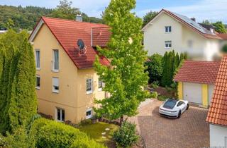 Einfamilienhaus kaufen in 74821 Mosbach, Mosbach: Gehobenes Wohnen trifft Flexibilität. Einfamilienhaus mit Einliegerwohnung!