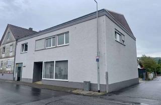 Haus kaufen in 64372 Ober-Ramstadt, Wohnen und Arbeiten!Helle 4-Zimmer-Wohnung mit Ladengeschäft in Nieder-Modau