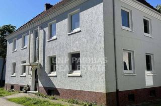 Anlageobjekt in 26954 Nordenham, 32 Wohnungen mit viel Potential in Nordenham