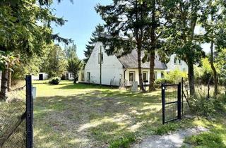 Anlageobjekt in 18556 Wiek, Dein Rückzugsort mit Potenzial auf Rügen: DHH + ELW und Garten