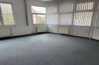 Gewerbeimmobilie mieten in Böttcherstraße 50-52, 39218 Schönebeck, Helle und großzügig aufgeteilte 2-Zimmer-Gewerbefläche im 1. Obergeschoss