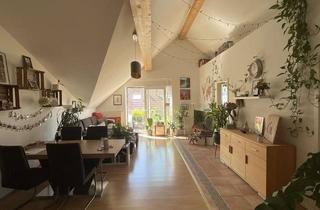 Wohnung kaufen in Im Großen Ramsee 29, 65428 Rüsselsheim, Charmante 4-Zimmer-Dachgeschosswohnung in guter Lage von Rüsselsheim…