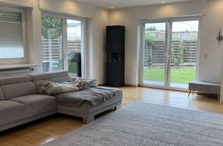 Wohnung kaufen in 33428 Harsewinkel, Großzügige Erdgeschosswohnung mit eigenem Garten in Marienfeld