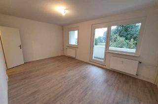 Wohnung mieten in Heinestraße, 17309 Pasewalk, Ab dem 01.10.2026 - Renovierte Singlewohnung mit großem Sonnenbalkon