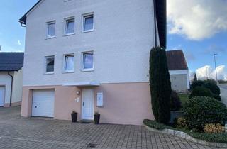Wohnung mieten in Tütschengereuther Hauptstraße 33, 96120 Bischberg, Helle & großzügige 4-Zimmer-Wohnung mit Balkon in Bischberg-Tütschengereuth