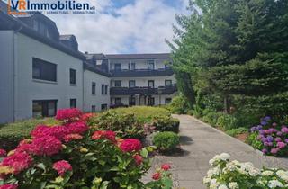 Wohnung kaufen in 25813 Husum, Einziehen und wohlfühlen: schöne 3-Zimmer-Wohnung im grünen Rödemishof