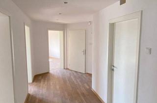 Wohnung mieten in Leipziger Straße 73, 66113 Saarbrücken, Helle renovierte 4-ZKB Wohnung in verkehrsgünstiger Lage