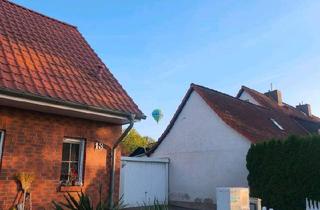 Einfamilienhaus kaufen in 06729 Elsteraue, Elsteraue - Eigenheim mit Carport, Doppelgarage zu verkaufen großes Grundstü