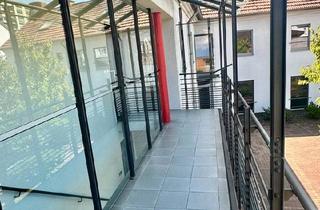 Wohnung kaufen in 66280 Sulzbach, Sulzbach (Saar) - Wohnung Maisonette 3 ZKB + Galerie + 1 Tiefgaragenplatz