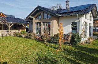 Haus kaufen in 97215 Uffenheim, Uffenheim - Bungalow mit ausgefallener exkl. Architektur KFW 40 Plus
