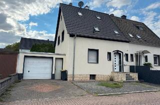Doppelhaushälfte kaufen in 45309 Essen, Essen - Gepflegte Doppelhaushälfte mit Garage, Garten & Terasse