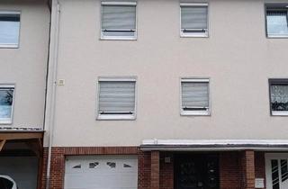 Reihenhaus kaufen in 37574 Einbeck, Einbeck - Attraktives Reihenhaus mit Garten in Kreiensen zu verkaufen