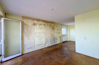 Wohnung kaufen in 63067 Kaiserlei, JETZT ODER NIE! Sanierungsbedürftige 2,5 ZI-Whg mit Balkon und Stellplatz in Offenbach-Stadtmitte