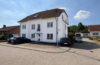 Wohnung kaufen in 64673 Zwingenberg, Helle Dachgeschosswohnung mit 112 m², Balkon und Duplex-Stellplatz