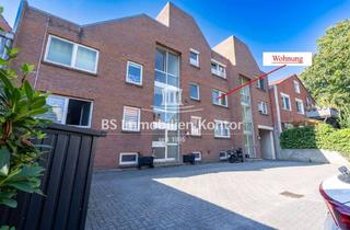 Wohnung kaufen in 26725 Stadtzentrum, Innenstadtlage! Großzügige, renovierte Wohnung mit Balkon und PKW-Einstellplatz!