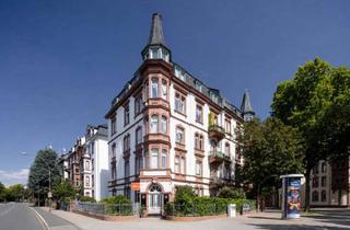 Penthouse kaufen in 60389 Nordend-Ost, Maisonette-Penthouse mit historischem Charme
