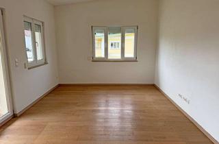 Wohnung mieten in Franklbachstraße 26a, 94121 Salzweg, Moderne 3-Zimmerwohnung mit Balkon, EBK und Carport in ruhiger Lage!