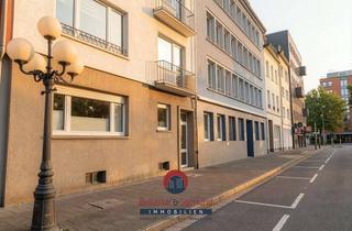 Wohnung mieten in Ostwall 236, 47798 Stadtmitte, KREFELD-CITY - SCHÖNE DACHGESCHOSSWOHNUNG MIT 2 ZIMMERN & KÜCHE + GARAGE!
