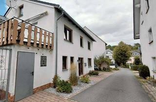 Wohnung mieten in 59929 Brilon, Gepflegte 3-Zimmer-Obergeschosswohnung mit Einbauküche in Thülen