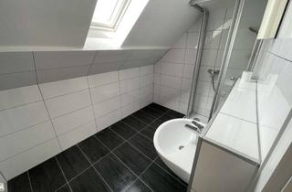 Wohnung mieten in Untere Holzstraße, 42653 Gräfrath, Freundliche 2-Raum-Wohnung in Solingen