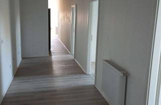 Wohnung mieten in Bayerwaldstraße 14, 94121 Salzweg, Stilvoll modernisiert: 5-Zimmer-Dachgeschosswohnung in Salzweg
