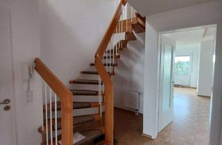 Wohnung mieten in Dornbachstraße 11D, 61440 Oberursel, Empore & Balkon: 2,5-Zimmer-Wohnung mit 94,55 m² in Oberursel (Taunus)