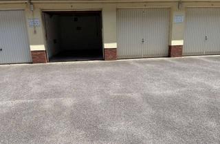Garagen kaufen in Weißenburgstr., 45138 Südostviertel, Garage auf gepflegter Hofanlage zu verkaufen