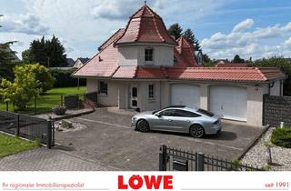 Einfamilienhaus kaufen in 14669 Ketzin, Einfamilienhaus in unmittelbarer Wassernähe mit einzigartiger Türmchen-Architektur!