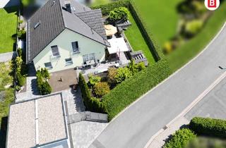 Einfamilienhaus kaufen in 61389 Schmitten, Modernes Einfamilienhaus mit Kamin, Galerie & Südwest-Garten in Schmitten