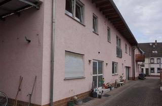 Haus kaufen in 76756 Bellheim, **2-Familienhaus mit Garagen in Bellheim**