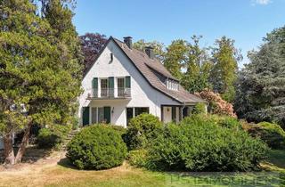 Einfamilienhaus kaufen in 41564 Kaarst, Exklusive Waldrandlage in Kaarst – Großzügiges Einfamilienhaus im Landhausstil mit viel Potenzial