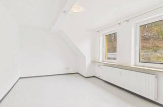 Wohnung kaufen in 91054 Erlangen, Charmante 2-Zimmer-Wohnung im historischen Altbau