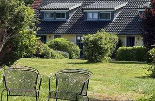Haus kaufen in Dorfstraße, 16, 18569 Neuenkirchen, Ferieninvestment + Lebensperspektive + Land auf Rügen