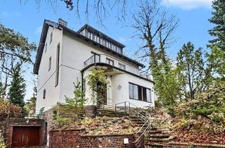 Villa kaufen in 12165 Steglitz, Sanierungsbedürftige Stadtvilla mit großem Grundstück in begehrter Lage von Berlin Steglitz