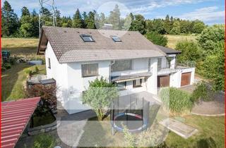 Einfamilienhaus kaufen in 79736 Rickenbach, Alpenblick & XXL-Garten: Vielseitiges Einfamilienhaus mit Einliegerwohnung