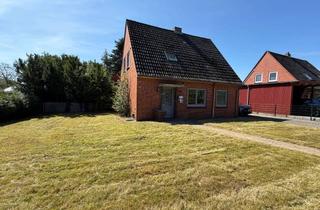 Einfamilienhaus kaufen in 25813 Schwesing, Aus Alt wird Neu – Einfamilienhaus mit großem Garten und Gestaltungspotenzial