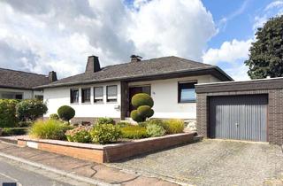 Haus mieten in 65555 Limburg, Wohnen, wie man es sich wünscht: Freistehender Bungalow mit Kamin, Sauna, Garten & 2 Garagen