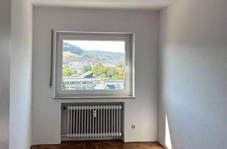 Wohnung kaufen in 78532 Tuttlingen, Über den Dächern von Tuttlingen: Großzügige 4-Zimmer-Eigentumswohnung, 2 Balkone, opt. Garage