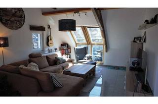Wohnung mieten in Untere Straße 18, 51688 Wipperfürth, Stadtzentrum; Dachgeschoss mit Balkon und Küche!