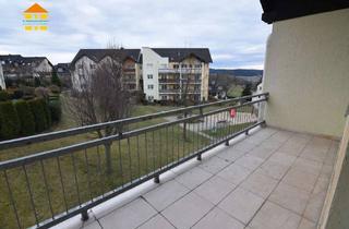 Wohnung mieten in Lindenring 30, 08315 Bernsbach, Perfekt für Ihre Familie - 4-ZI. mit Balkon und Stellplatz in beliebter Wohnlage