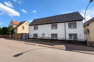 Haus kaufen in 06258 Schkopau, Gemütliches Familienhaus mit Innenhof in Raßnitz.