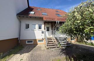 Reihenhaus kaufen in 06237 Kötschlitz, Familienglück mit Garten & viel Platz – gepflegtes Reihenhaus mit großem Dachstudio