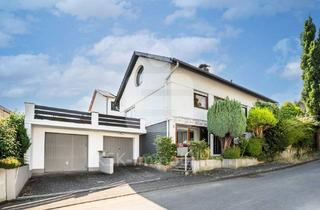 Einfamilienhaus kaufen in 53332 Bornheim, Freistehendes Einfamilienhaus in Bornheim-Ort mit zwei Garagen!