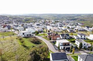 Immobilie kaufen in 54457 Wincheringen, Baugrundstück in Wincheringen "Auf Mont"