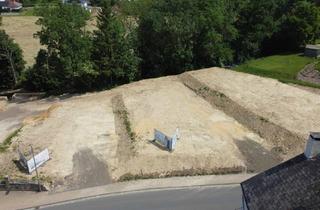 Garagen kaufen in 54634 Bitburg, Baugrundstück in schöner Lage von Bitburg-Stahl