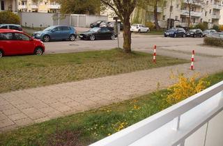 Wohnung kaufen in 82110 Germering, Germering - Endlich frei!!! Leerstehende Wohnung mit ca 40 qm zu verkaufen