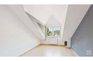 Wohnung kaufen in 65344 Eltville, Über den Dächern von Eltville Martinsthal Bezugsfreie 3 Zimmer Wohnung mit Weinbergblick +Tiefgarage