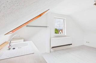 Wohnung kaufen in 72622 Nürtingen, 1,5-Zimmer Dachgeschosswohnung mit Einbauküche und Stellplatz im Freien